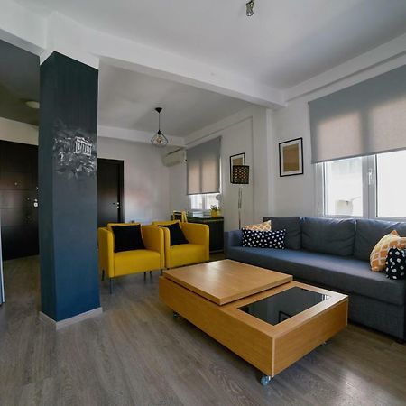 V&V Central & Elegant Apartment Athens Ngoại thất bức ảnh