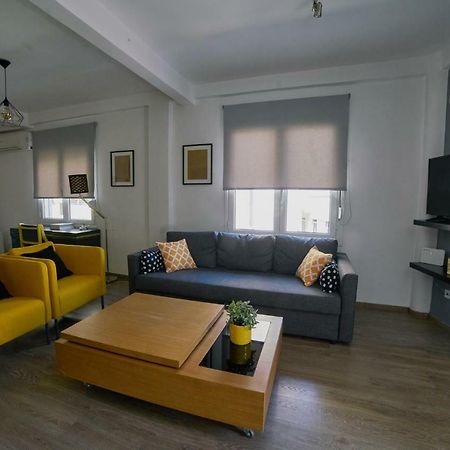 V&V Central & Elegant Apartment Athens Ngoại thất bức ảnh