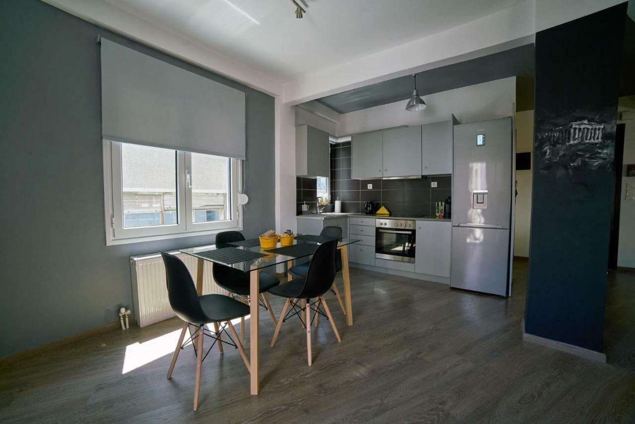 V&V Central & Elegant Apartment Athens Ngoại thất bức ảnh